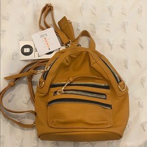 Convertible Bag / Backpack